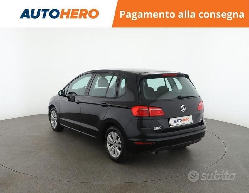 Usata VW Golf Sportsvan Comfortline 110 CV (80 kW) 2015 Nero Monovolume