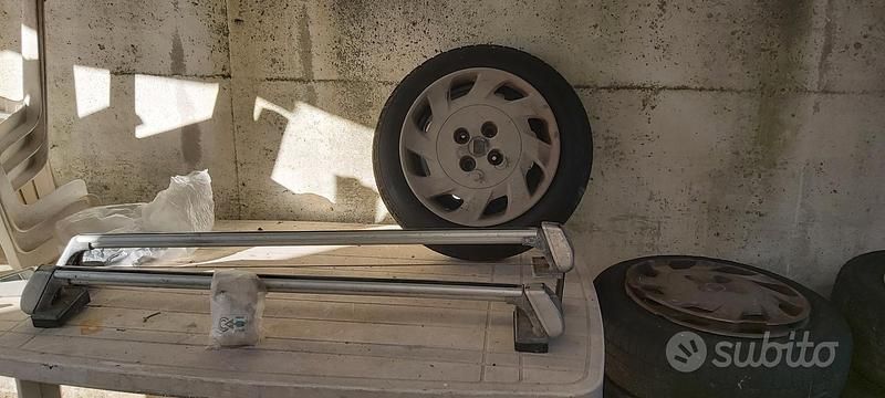 Usata Fiat Punto 70 CV (51 kW) 2004 Rosso Utilitaria