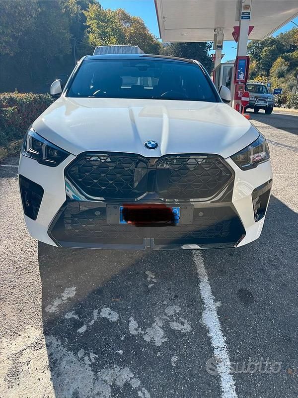 Begagnad BMW X2 Efficient Dynamics 150 HK (110 kW) 2024 Vit SUV