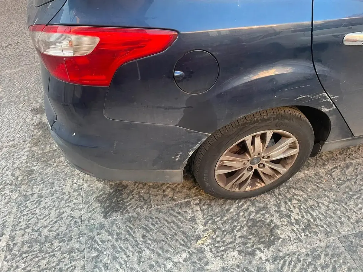 Usata Ford Focus 105 CV (77 kW) 2012 Blu Station wagon