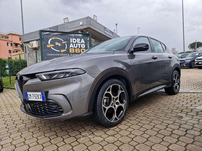 Usata Alfa Romeo Tonale Sprint 131 CV (96 kW) 2022 Grigio SUV