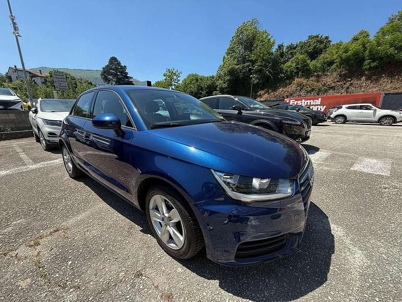 Usata Audi A1 Sportback Ambiente 90 CV (66 kW) 2016 Blu/azzurro Utilitaria