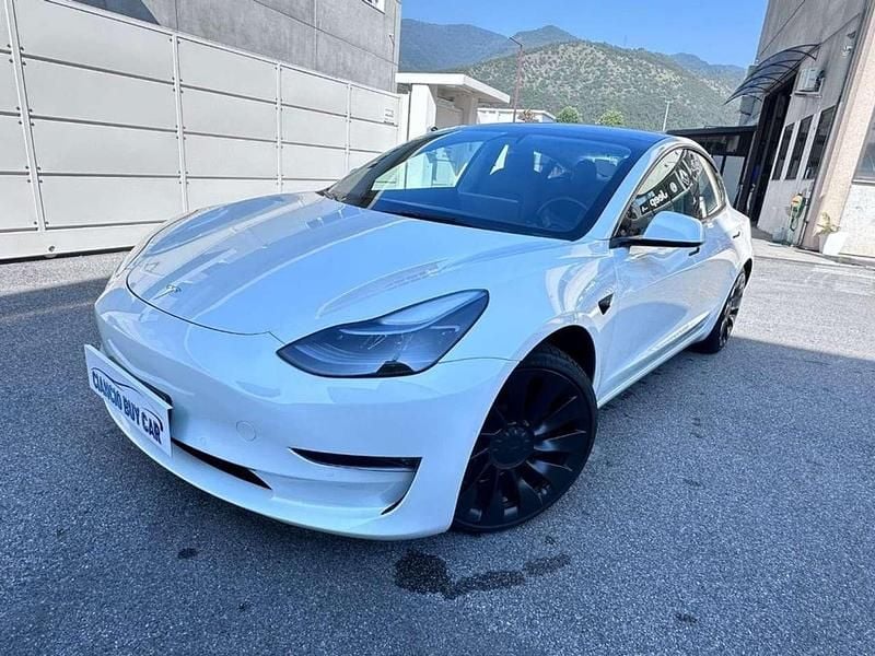 Bianco Usata 2022 Tesla Model 3 Performance Berlina | 29.999 € (Super prezzo) - Immagine 1/4