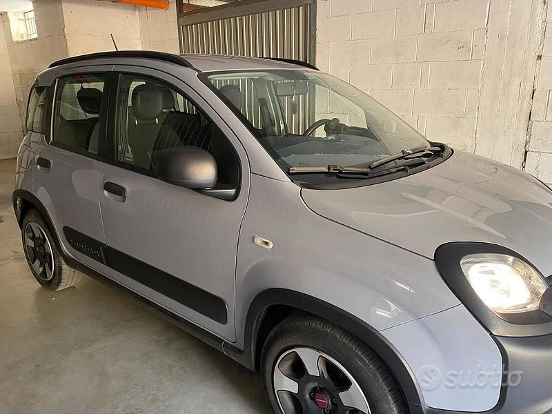 Grigio Usata 2020 Fiat Panda Cross Cross Due volumi | 10.000 € - Immagine 1/4
