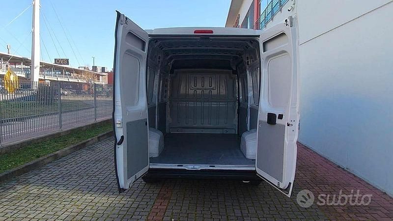 Usata Fiat Ducato 33 Easy 140 CV (102 kW) 2023 Bianco Furgone