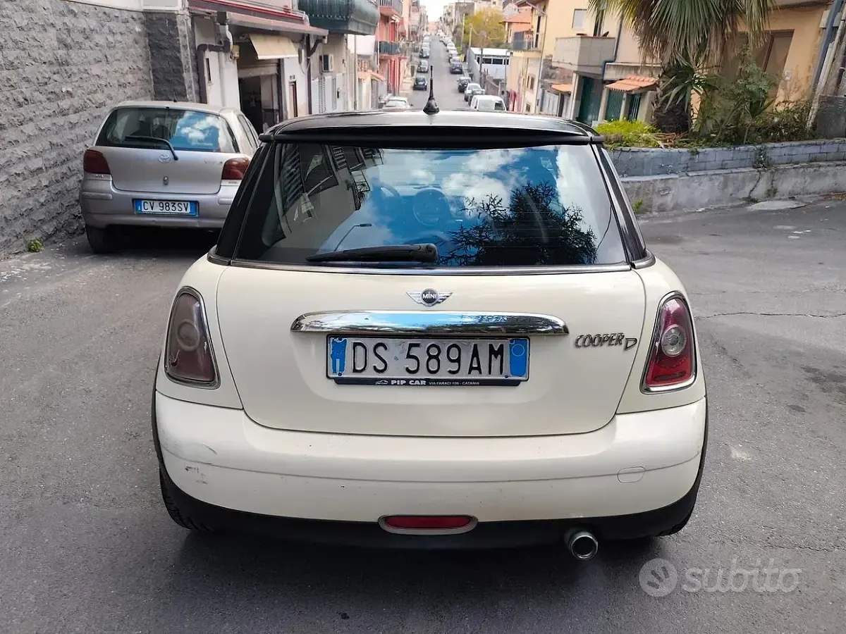Occasion Mini Cooper D 109 ch (80 kW) 2010 Beige Citadine