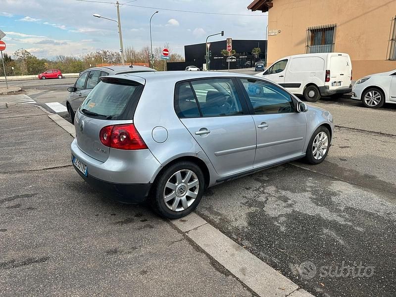 Usata VW Golf IV Comfortline 140 CV (102 kW) 2006 Grigio Berlina