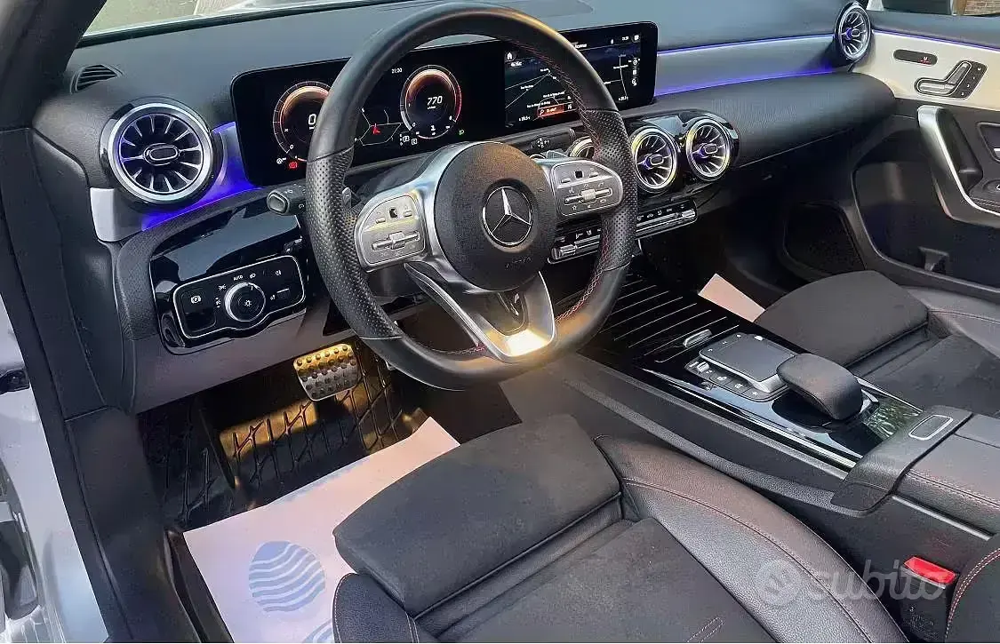 Usata Mercedes A200 AMG line 150 CV (110 kW) 2021 Grigio Berlina