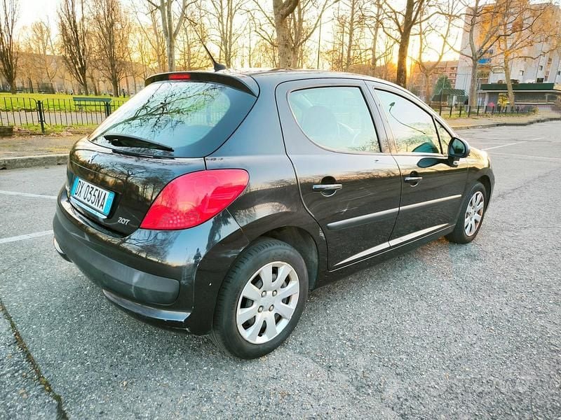 Usata Peugeot 207 Sport 75 CV (55 kW) 2009 Nero Berlina