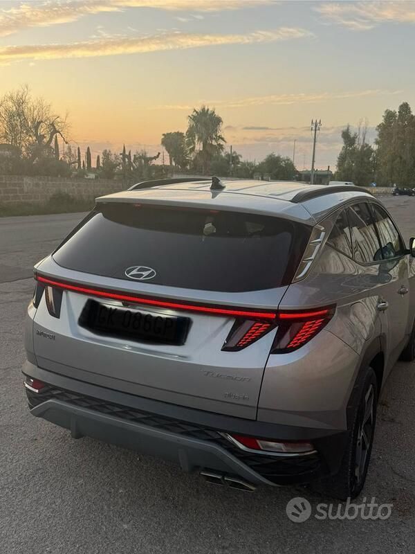 Usata Hyundai Tucson 265 CV (194 kW) 2022 Grigio SUV