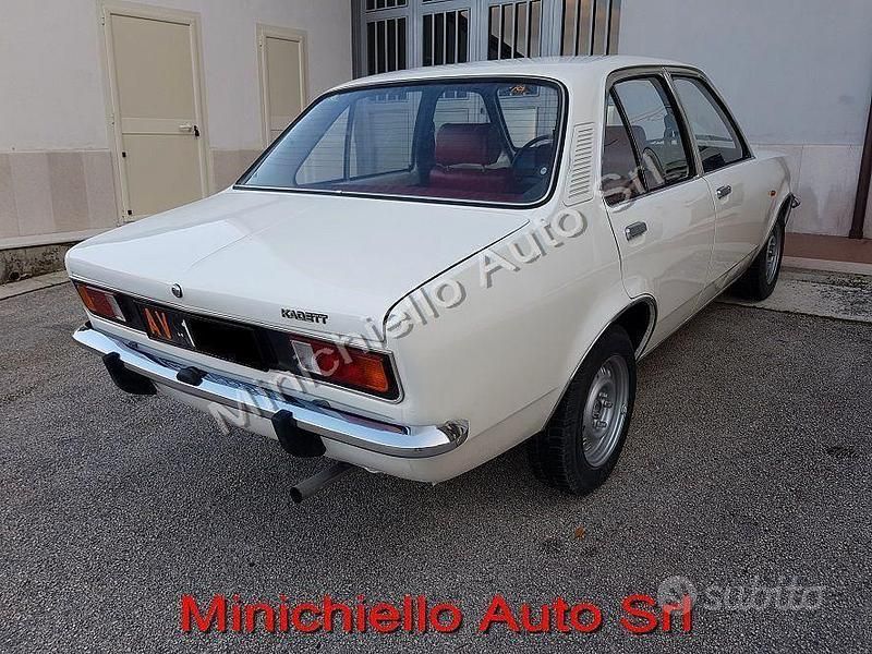 Usata Opel Kadett 1970 Bianco Berlina