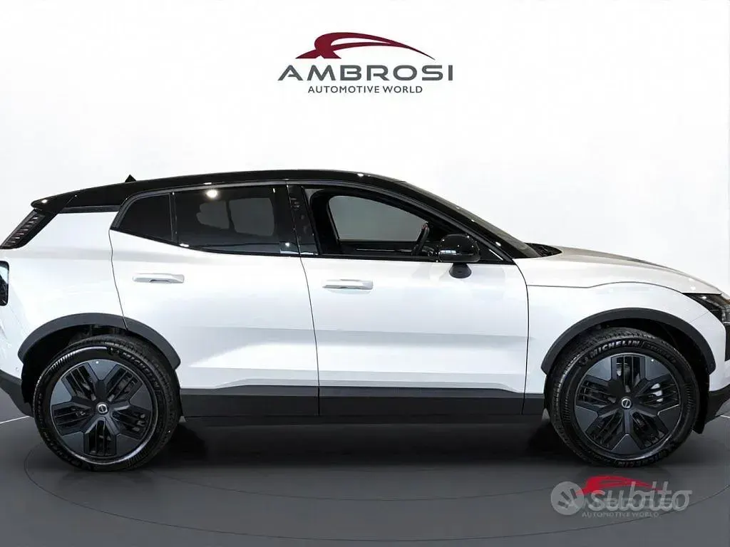 Ny Volvo EX30 CC Performance 314 kW (428 HK) 2026 Vit SUV