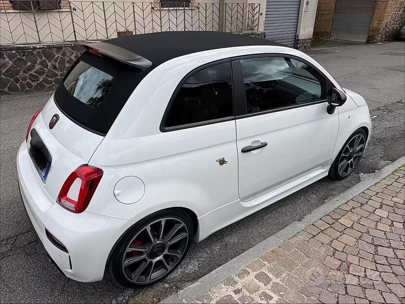 Usata Abarth 595 180 CV (132 kW) 2024 Cabrio