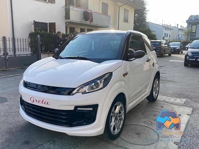 Bianco Usata 2021 Ligier JS50 Due volumi | 9490 € (Buon prezzo) - Immagine 1/4