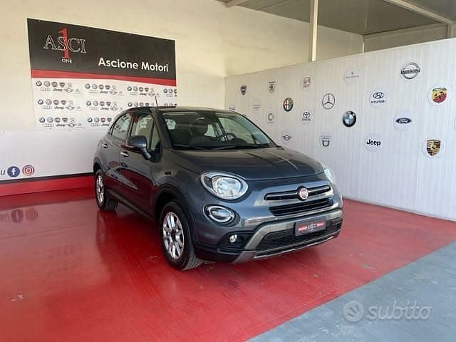 Grigio scuro Usata 2019 Fiat 500X Cross SUV | 13.950 € (Buon prezzo) - Immagine 1/4