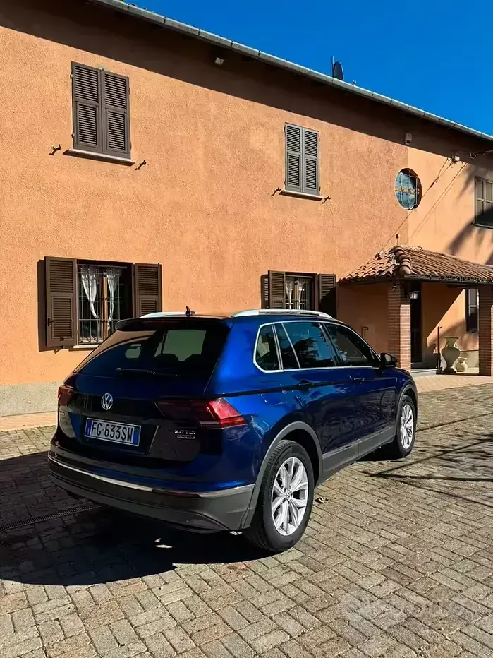 Usata VW Tiguan Executive 150 CV (110 kW) 2017 Bluazzurro SUV