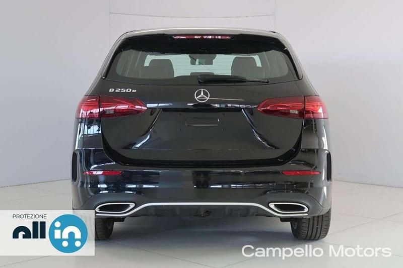 Usata Mercedes B250e AMG Line Premium 163 CV (119 kW) 2024 Nero Monovolume
