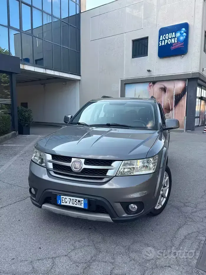 Usata Fiat Freemont 170 CV (125 kW) 2011 SUV
