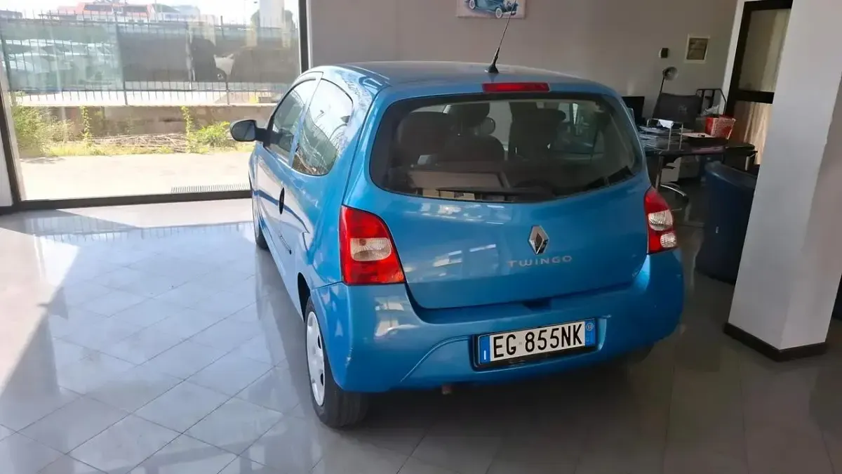 Usata Renault Twingo 75 CV (55 kW) 2011 Blu Utilitaria