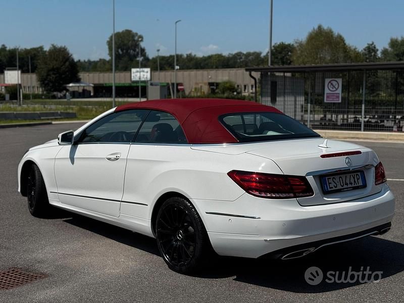 Usata Mercedes E220 Premium 170 CV (125 kW) 2013 Bianco Cabrio