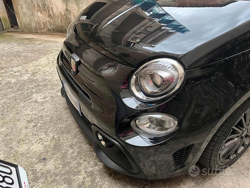 Usata Abarth 695 180 CV (132 kW) 2024 Nero Utilitaria