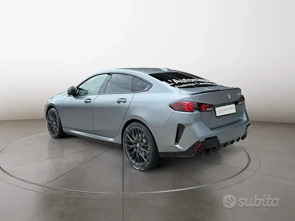 Usata BMW M235 300 CV (220 kW) 2026 Grigio Coupé