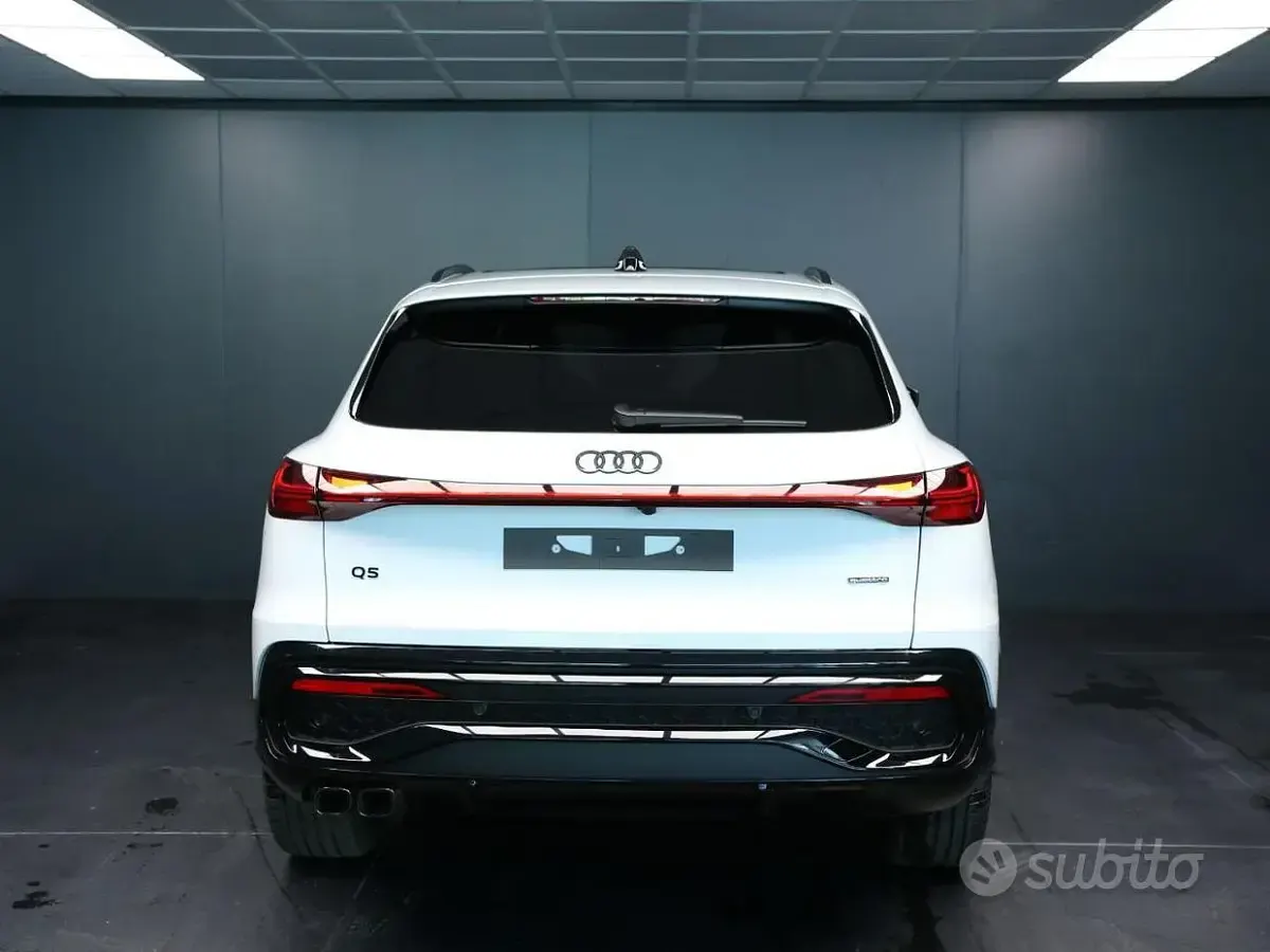 Nuova Audi Q5 S-Line 204 CV (150 kW) 2026 Bianco SUV