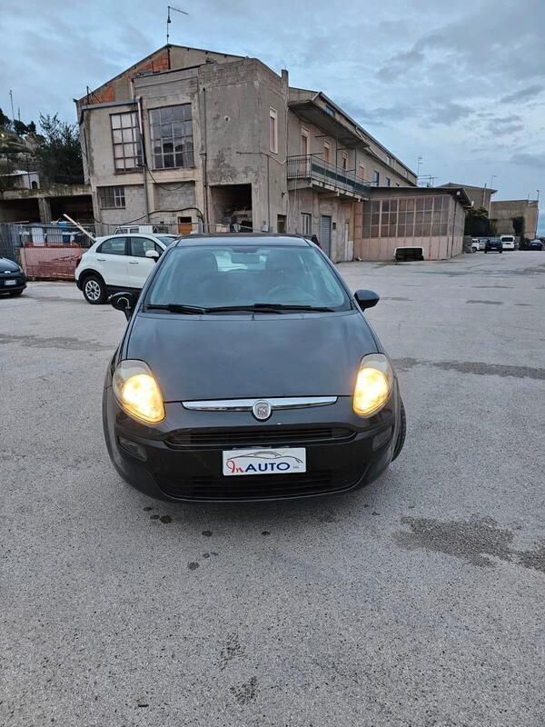Usata Fiat Punto Evo 90 CV (66 kW) 2010 Grigio Utilitaria