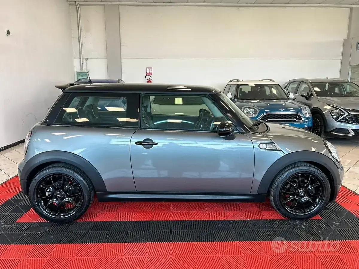 Usata Mini Cooper S 170 CV (125 kW) 2008 Grigio Utilitaria