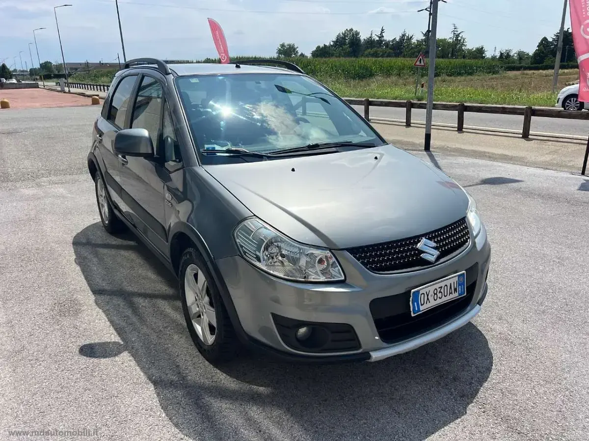 Usata Suzuki SX4 GLX 135 CV (99 kW) 2010 Grigio SUV