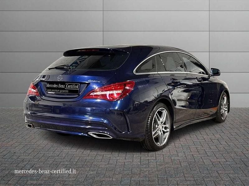 Usata Mercedes CLA200 Premium 136 CV (100 kW) 2017 Blu canvasite Station wagon