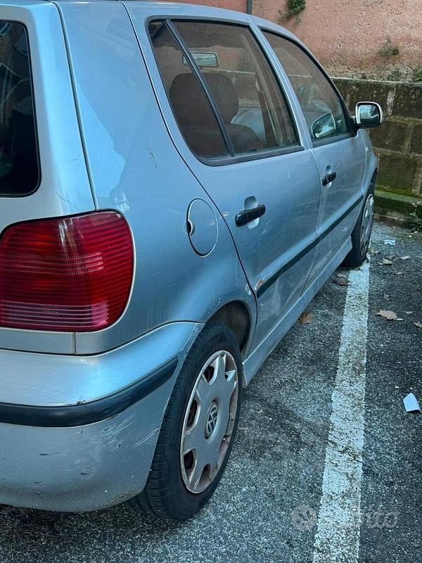 Usata VW Polo Comfortline 75 CV (55 kW) 2000 Grigio Berlina