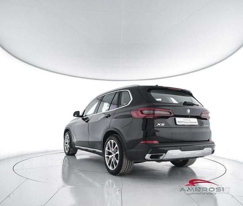 Usata BMW X5 xLine 340 CV (250 kW) 2022 Nero SUV