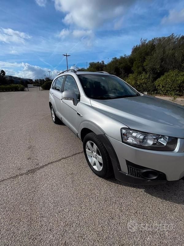 Usata Chevrolet Captiva LT 184 CV (135 kW) 2013 Grigio SUV