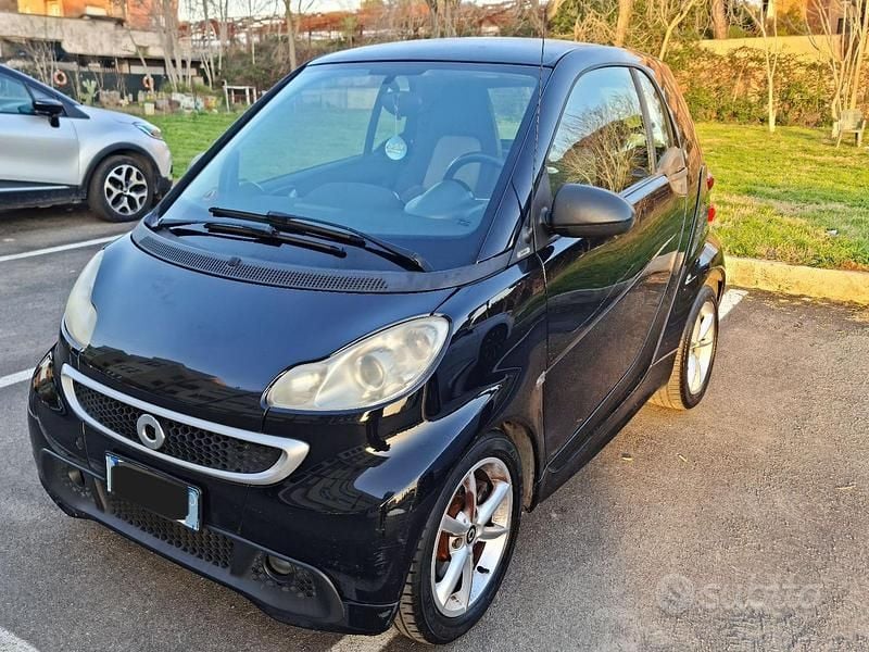Nero Usata 2010 Smart ForTwo Coupé Pulse Coupé | 4500 € (Buon prezzo) - Immagine 1/4