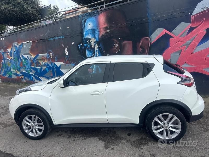 Usata Nissan Juke Tekna 110 CV (80 kW) 2016 Bianco SUV