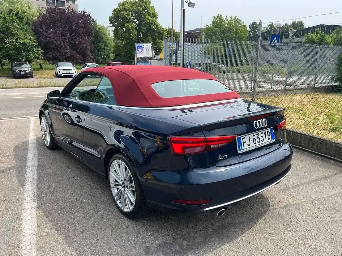 Usata Audi A3 Cabriolet Sport 110 CV (80 kW) 2017 Blu/azzurro Cabrio