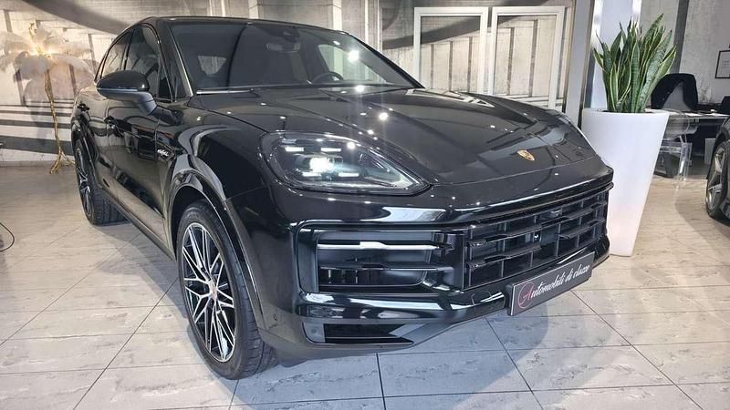 Nero Usata 2024 Porsche Cayenne Chrono SUV | 121.900 € (Molto cara) - Immagine 1/4