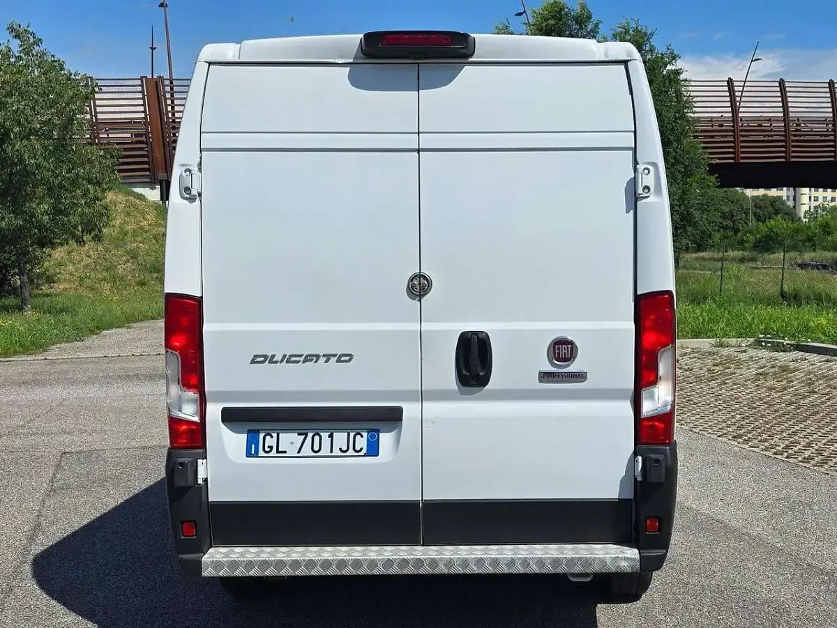 Usata Fiat Ducato 179 CV (131 kW) 2022 Bianco Furgone
