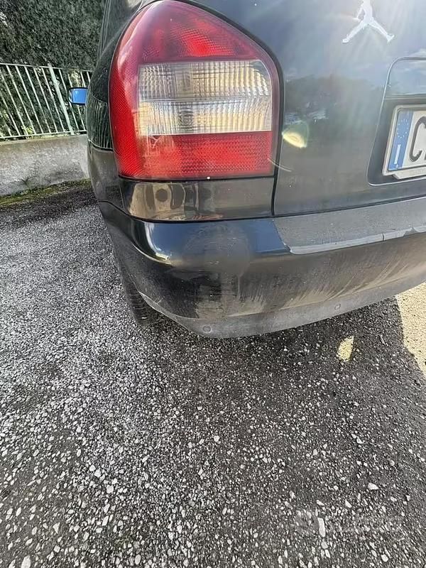 Usata Audi A3 90 CV (66 kW) 2004 Nero Utilitaria