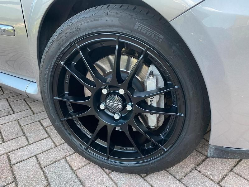 Usata Renault Clio II R.S. 197 CV (144 kW) 2007 Grigio Berlina