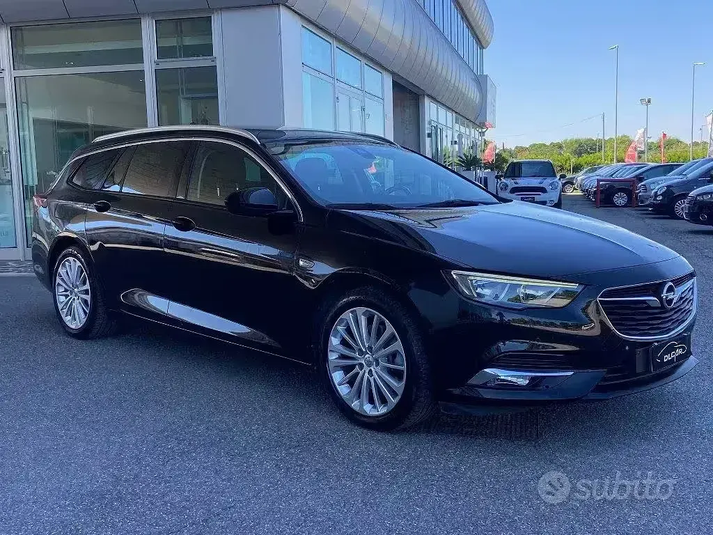Usata Opel Insignia Innovation 170 CV (125 kW) 2020 Nero Station wagon