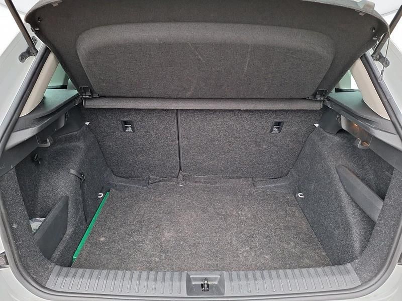 Usata Skoda Kamiq 116 CV (85 kW) 2025 Bianco nevada SUV