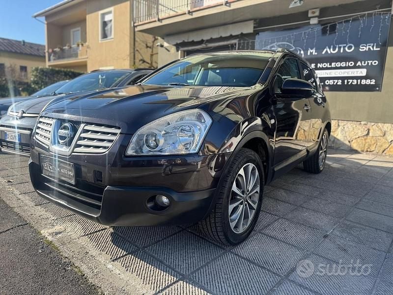 Nero Usata 2009 Nissan Qashqai Tekna SUV | 4500 € (Buon prezzo) - Immagine 1/4