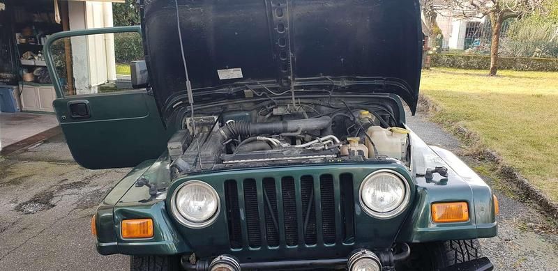 Usata Jeep Wrangler Sport 177 CV (130 kW) 2000 SUV