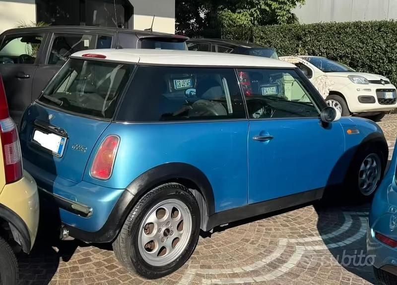 Brugt Mini Cooper 116 HK (85 kW) 2004 Blå Hatchback