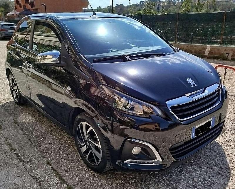Usata Peugeot 108 Allure 72 CV (52 kW) 2020 Nero Utilitaria