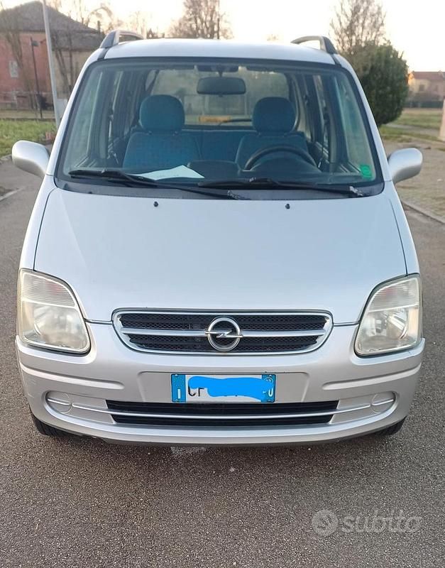 Usata Opel Agila 58 CV (42 kW) 2003 Grigio Monovolume