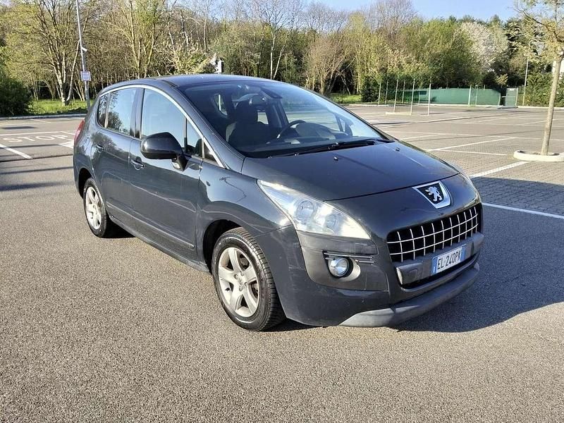 Usata Peugeot 3008 111 CV (81 kW) 2012 Grigio Station wagon