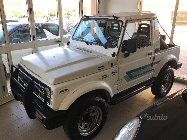 Suzuki samurai cabrio